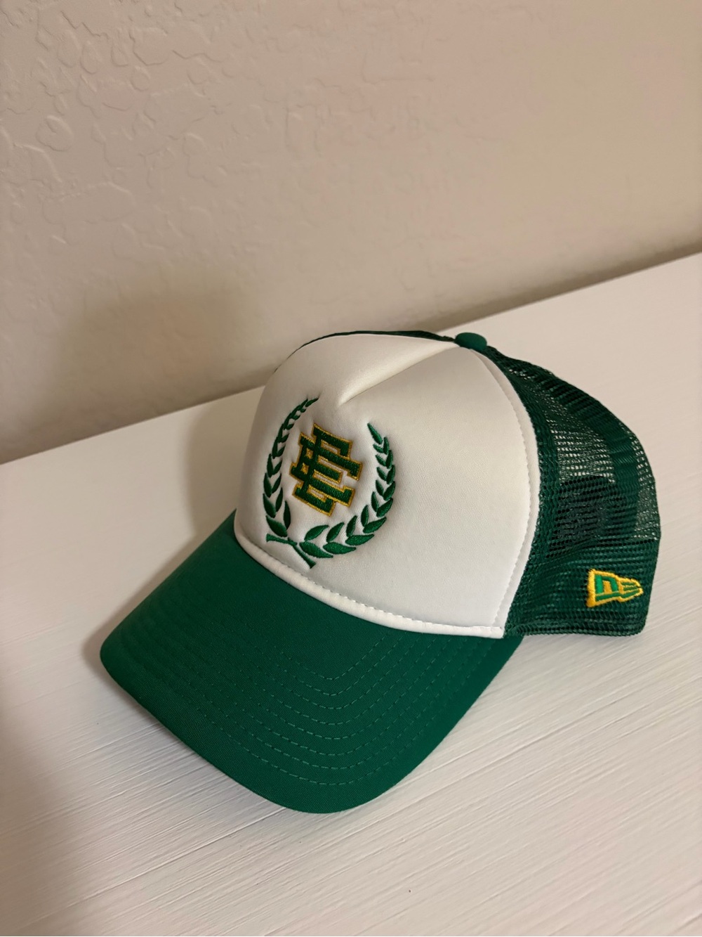 Rare! NWOT Eric Emanuel x NewEra Green Trucker & Embroidered Crest